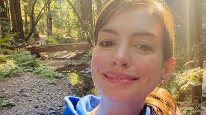 How anne hathaway's mother helped with her 'les mis' performance. Nach Les Miserables Netz Hass Hat Anne Hathaway Gestarkt Promiflash De