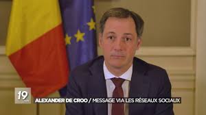 De croo was born in vilvoorde, flemish brabant, and studied business engineering at the vrije universiteit brussel before attaining an mba at northwestern. Alexander De Croo Repond Aux Citoyens Face Aux Assouplissements Le Maitre Mot Reste La Prudence Vivreici