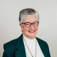 Debbie Durkee's Instagram, Twitter & Facebook