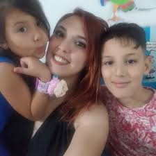 Un millón de IDEAS. agregó una foto...