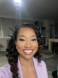 Community Highlights: Meet Jasmine Smith, LCSW of B.Well and Blossoming  Souls Therapy