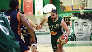 Photo Montauban. Aprs la leon reue  Villeneuve le MBC regarde vers ...