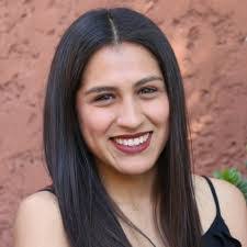 Virginia Fuentes's Instagram, Twitter & Facebook