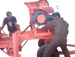 Mesin pemecah batu jadi pasir. Mesin Pemecah Batu Stone Crusher Toko Mesin Ukm Graha Mesin