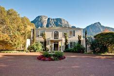 The most expensive house costs ₦1,300,000,000 while the cheapest costs ₦8,500,000. 770 Villas Mansions And Estates Ideas In 2021 Mansions Luxury Homes Beautiful Homes
