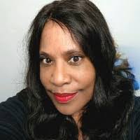 Alicia Hundley's Instagram, Twitter & Facebook