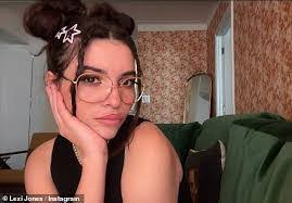 Lexi Jones's Instagram, Twitter & Facebook