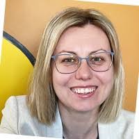 600+ "Raphael" profiles