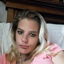 Dad, I hope you're happy in heaven… I imagine you smiling, free from pain  and worries, wrapped in peace and love. Even though I miss you every single  day, it brings me