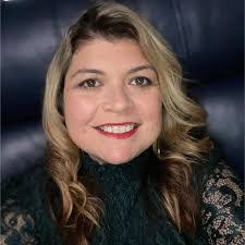 Stacy Lindsey's Instagram, Twitter & Facebook