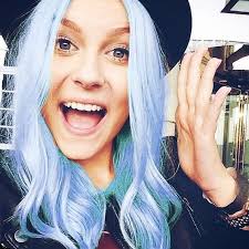 S m i l e y habt ihr alle eigentlich schon ferien oder urlaub ?. Dagi Bee Fanpage Dagiibee1 Twitter