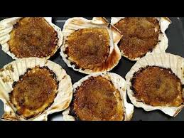 Hoy os traigo algunos trucos para cocinar al horno y que quede todo mucho más rico. Receta Vieiras Al Horno Gastronomia De Galicia Youtube