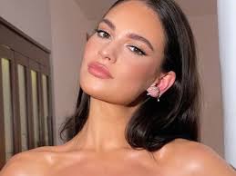 Lily James Goes Bombshell Blonde