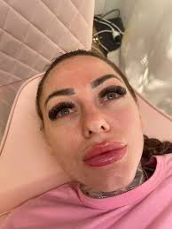 MODEL NEEDED! Hey guys I'm a second year apprentice looking for a model for  a trim, wash, blow dry, and styled however you would like. ~ No cost ~  January the 24th