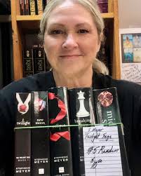 Are you a public school teacher for grades FIRST through SIXTH? We have  books for you! Our Teacher Donation Program is open! This program is  designed to give chapter books to teachers