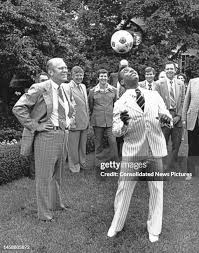 51 Gerald Balances Photos & High Res Pictures