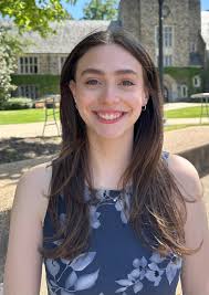 Eliza Fleming's Instagram, Twitter & Facebook