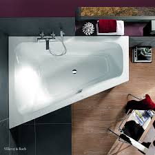 Die Perfekte Eckbadewanne Fur Kleine Bader Eckbadewanne Badezimmer Klein Bad Inspiration