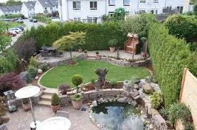 Natur Und Betonsteinarbeiten Schaffen Flair Eine Runderneuerung Mit Neuem Pfla 4917697506480 Betonsteina Garten Landschaftsbau Garten Landschaftsbau