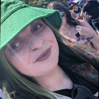 40+ "Emily Mellor" profiles