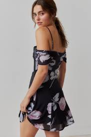 Kimchi Blue Allison Mesh Cold-Shoulder Mini Dress | Urban Outfitters Japan  - Clothing, Music, Home & Accessories