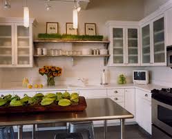 Untuk kamu yang ingin menciptakan rumah sehat yang ramah keluarga, denah rumah minimalis seperti satu ini bisa jadi pilihanmu. Rumah Sehat Sederhana Anstone Studio