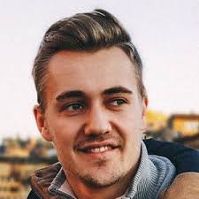 Max Haase's Instagram, Twitter & Facebook