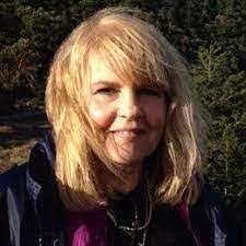 Penelope Mooney's Instagram, Twitter & Facebook