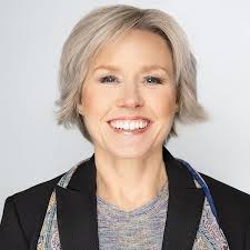 Witnessing Grief: Inviting Trauma and Loss to Our Coaching Conversations,  An Enneagram Perspective: Amazon.co.uk: Margl, Holly: 9781737200673: Books