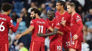 She was just 3 years old when she moved to california with her family and her younger brother. 3n5amg1lfukuam