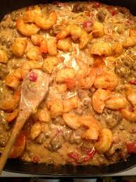 Heat the oil in a large flameproof casserole and add the beef. Shrimp Rotel Shrimp Rotel Cream Of Mushroom Soup Ground Beef And Cheese Food Dishes Rotel Recipes Food Recipies