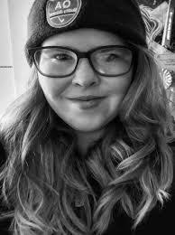 Sharon Dibble's Instagram, Twitter & Facebook