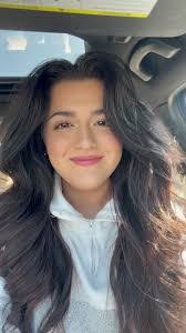 Adriana Mcgee's Instagram, Twitter & Facebook