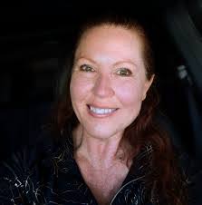 Heather Andreasen's Instagram, Twitter & Facebook