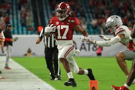 Alabama's star wr jaylen waddle likely out for season with ankle injury. Nfl Draft 2021 Jaylen Waddle On Giants Ankle Injury