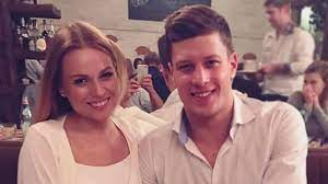 Laura cserpes is a hungarian singer. Ujra Egymasra Talalhat Cserpes Laura Es Gyurta Daniel Nlc