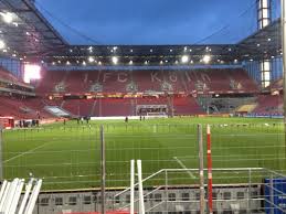 A1 aus norden bis lövenich/weiden, aus süden bis frechen, dann richtung zentrum/stadion. Pin Auf Cologne