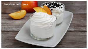 La crema allo yogurt è una crema fresca e leggera, può essere utilizzata in torte fredde o servita in coppette con della frutta fresca di stagione. Crema Allo Yogurt Senza Uova E Senza Cottura Pronta In Pochi Minuti Youtube