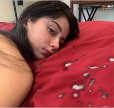 Who is this? Is there more videos of her? : rtipofmypenis