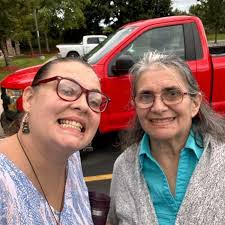 Dana Baxley's Instagram, Twitter & Facebook