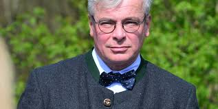 Rassismusvorwürfe gegen Richter: Zweifel an Unabhängigkeit wachsen