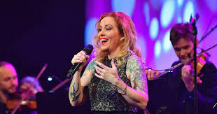 Loretta maxine schrijver is a dutch television host. Anneke Van Giersbergen Geweerd Uit Kerk Zwolle Om Metalverleden En Tattoos Show Bndestem Nl