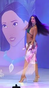 La Pocahontas Salvadoreña 😍🇸🇻👑🪶 #fyp #missuniverso #elsalvador  #florencegarcia #missuniverse #elsalvador🇸🇻 #pocahontas @florenceggarcia