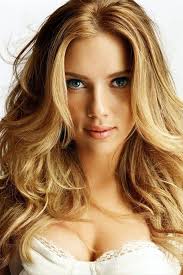 Check spelling or type a new query. Scarlett Johansson Long Layer Haircut The Layers I M Attempting Right This Moment Eek Nervous Strawberry Blonde Hair Hair Styles Blonde Hair Color