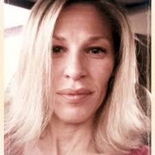 Kellie Waldron's Instagram, Twitter & Facebook