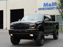 The above photos of the 2005 gmc & chevy have been available for some time here in the diesel page. 2005 Chevrolet Silverado 2500 Lt 4x4 6 6l Duramax Diesel Lifted Lifted Photo 1 Portland Or 97217 Chevy Duramax Chevy Trucks Silverado Chevy Trucks