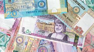 تتمتع سلطنة عُمان بوضع سياسي واقتصادي مستقر في العموم، اقتصادها نفطي إذ أنها تحتل المرتبة 23 في إحتياطي النفط على مستوى العالم والمرتبة 27 في إحتياطي للغاز، وتحتل السلطنة المرتبة 64 من بين أكبر إقتصادات العالم في عام 2010م حيث صنف برنامج الأمم المتحدة الإنمائي عُمان باعتبارها. Ø§Ø±ØªÙØ§Ø¹ Ø§Ø­ØªÙŠØ§Ø·ÙŠØ§Øª Ø¹ Ù…Ø§Ù† Ø§Ù„Ø£Ø¬Ù†Ø¨ÙŠØ© 13 2 Ø®Ù„Ø§Ù„ Ø´Ù‡Ø± Ø§Ù„Ø®Ù„ÙŠØ¬ Ø£ÙˆÙ†Ù„Ø§ÙŠÙ†