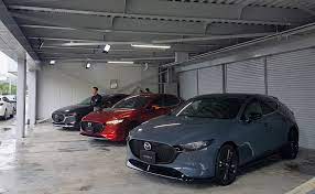 The 2019 mazda 3 sedan is in singapore and taking aim at european cars with its plush interiors and healthy list of features. New 2019 Mazda 3 In Singapore All You Need To Know Updated W Video Carbuyer Singapore