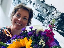 Michelle Visser (@Deschrijfkamer)