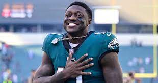 The Eagles A.J. Brown is unapologetically who he and YOU need him to be |  by David | The Birds Blitz | Medium